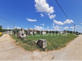 GRAĐEVINSKO ZEMLJIŠTE 3.160 m2 , ASFALT, INFRASTRUKTURA, BARBAN!