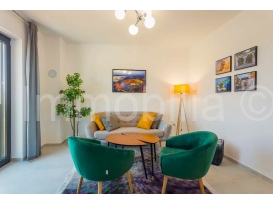 POTPUNO NOV I MODERAN APARTMAN, 2 PARKINGA, POGLED MORE, PREMANTURA !