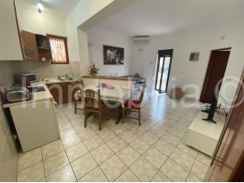 APARTMAN U MEDULINU, 46 m2, VELIKA TERASA, PARKING, LIJEPA LOKACIJA